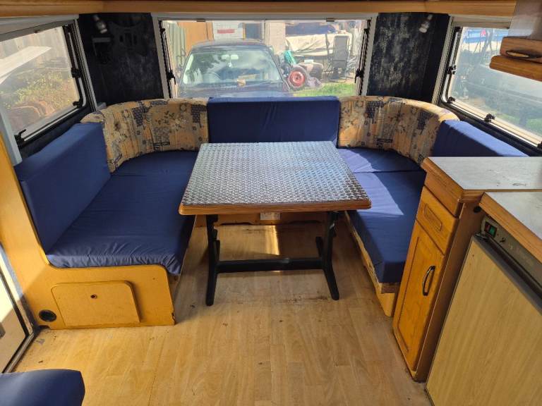 2004 Hobby Prestige 5/6 berth