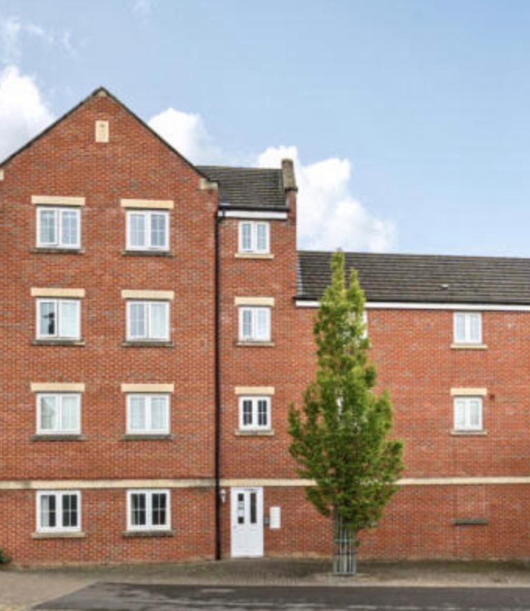 Flat for rent north Swindon 