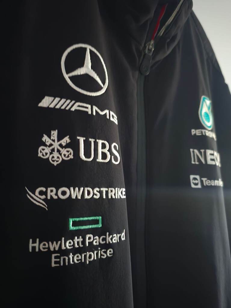 Mercedes-AMG Petronas F1 Team Jacket –  XL 