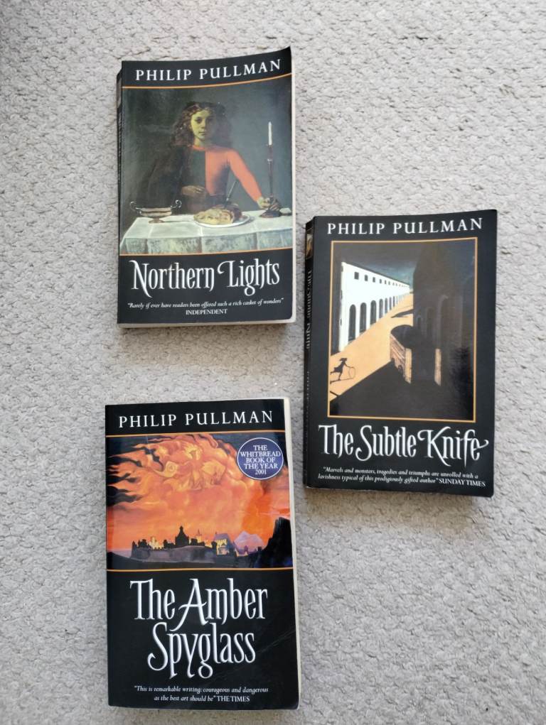  His Dark Materials Trilogy   3 paperback books