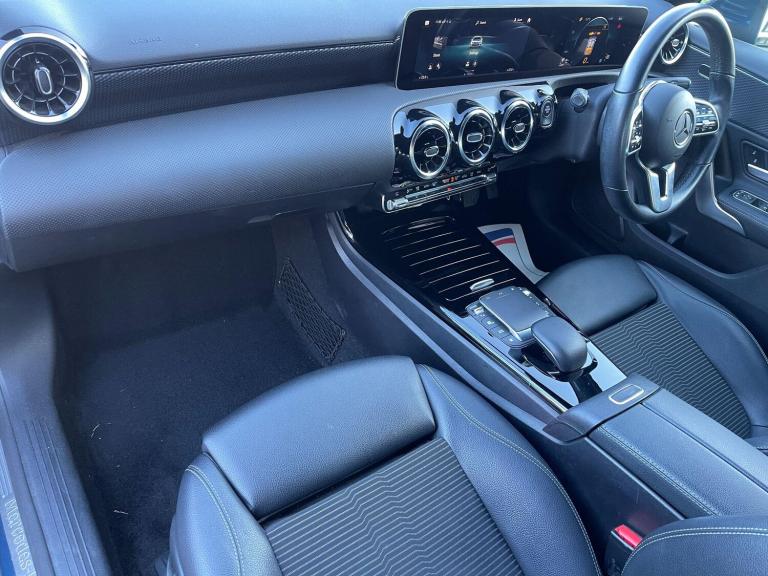 2020 Mercedes-Benz A-Class 1.3 A180 Sport (Executive) 7G-DCT Euro 6 (s/s) 5dr HATCHBACK Petrol Au...
