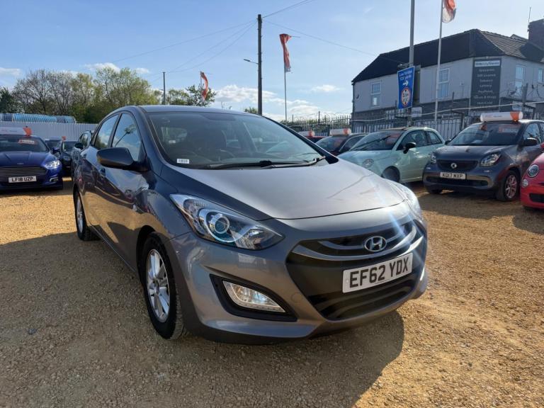 2012 Hyundai i30 1.6 CRDi Blue Drive Active 5dr HATCHBACK DIESEL Manual