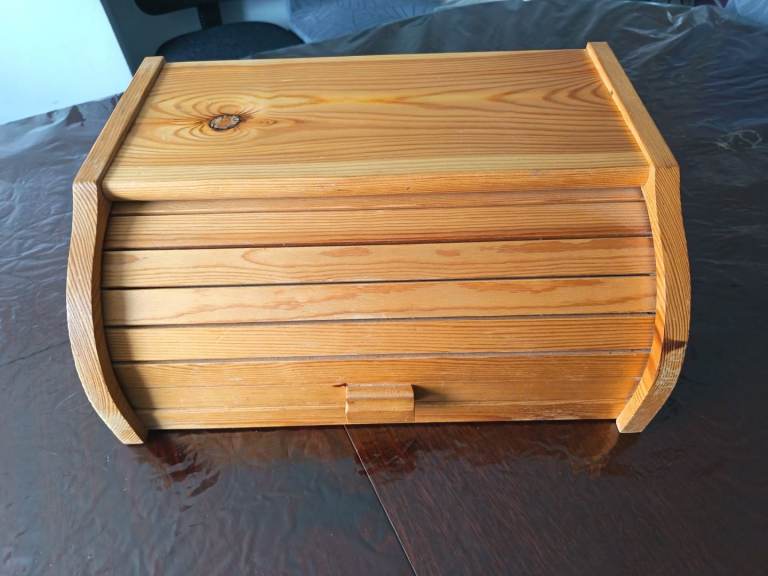 Wooden bread bin