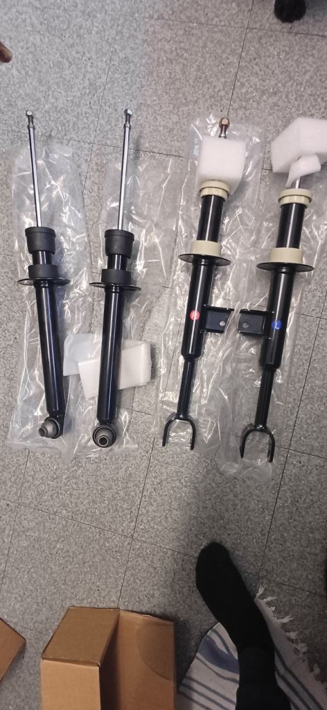 4PCS For BMW G30 G31 F90 2017-2020 Front Rear Suspension Shock Absorbers w/o EDC