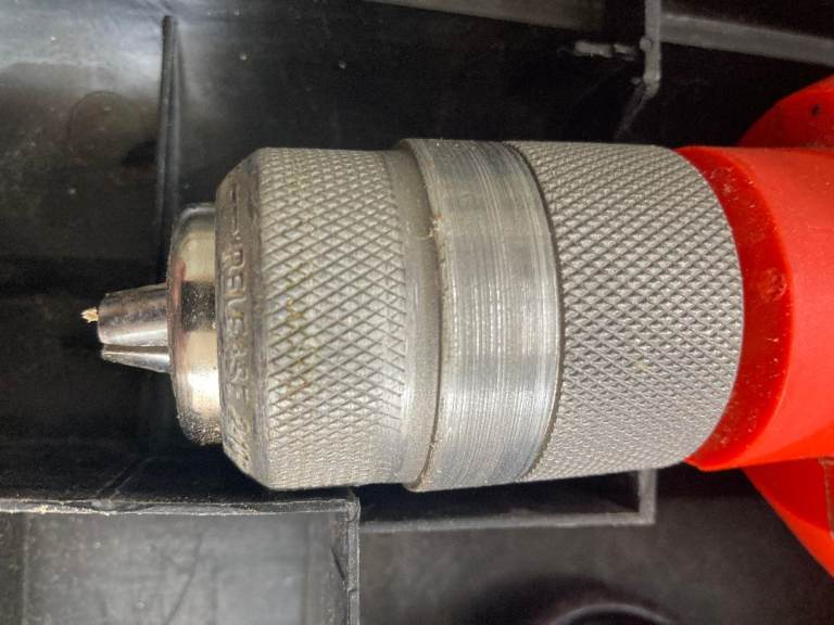 Black & Decker Drill Keyless Chuck with Case – Great Condition