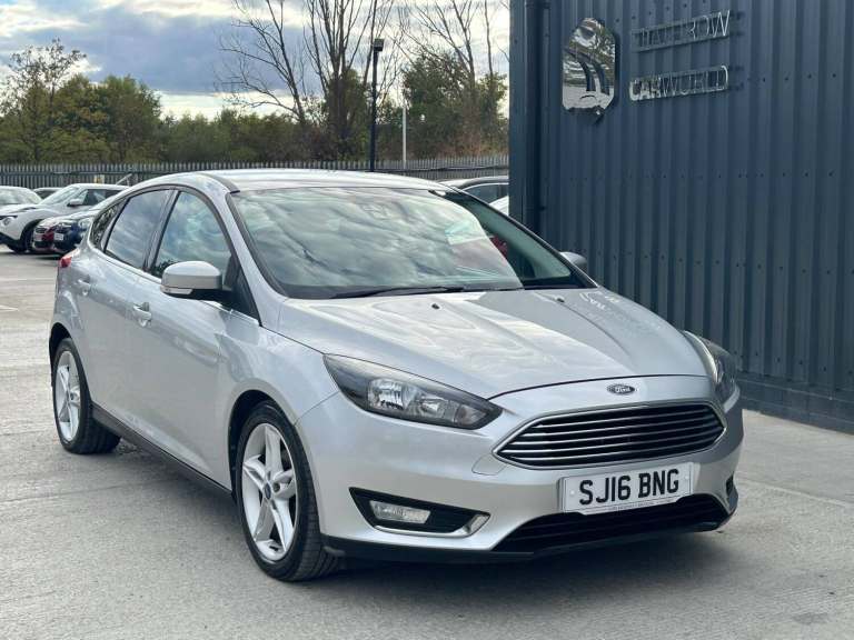 2016 Ford Focus 1.0 EcoBoost 125 Titanium 5dr HATCHBACK PETROL Manual
