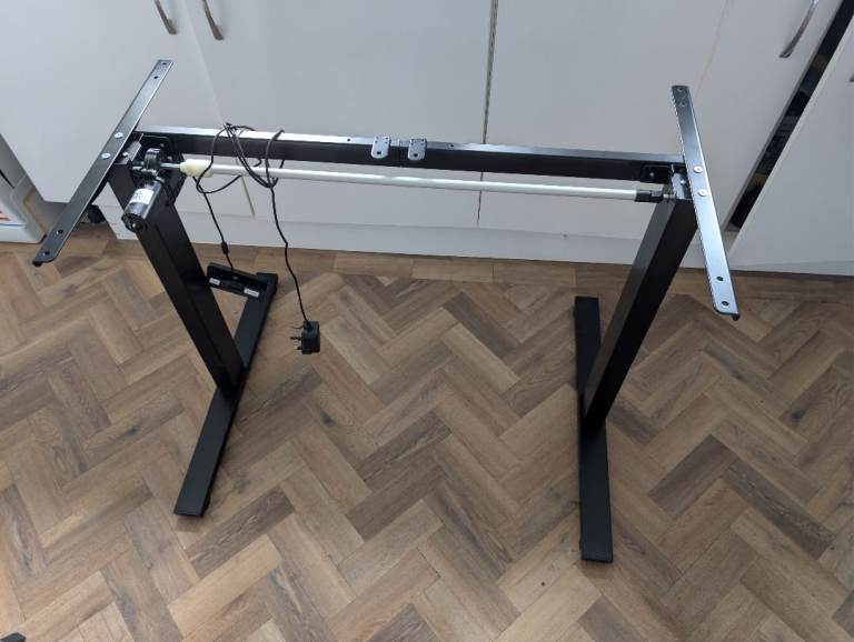 Flexispot height and width adjustable standing desk frame 