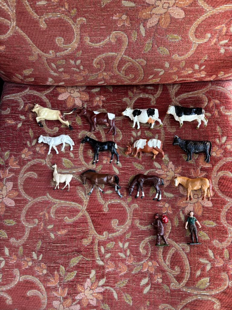 Vintage metal farm animal set 