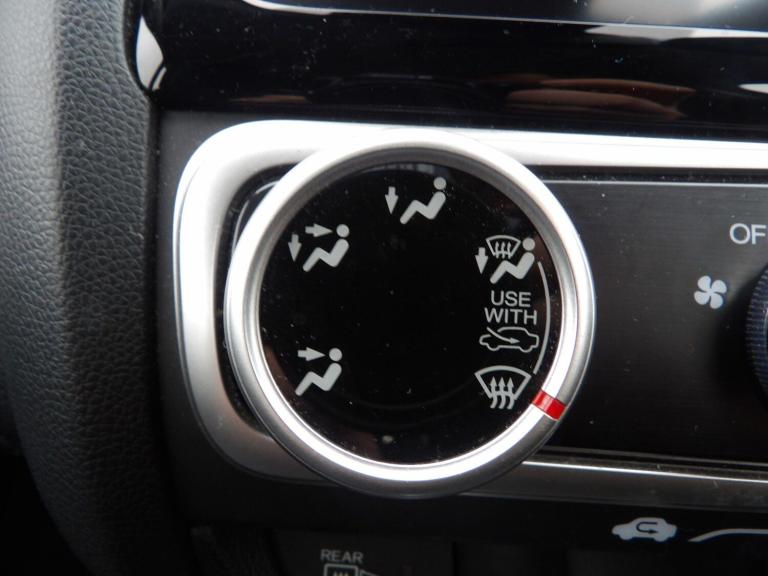 2020 Honda Jazz 1.3 i-VTEC SE Hatchback 5dr Petrol CVT Euro 6 (s/s) (102 ps) HATCHBACK Petrol Aut...