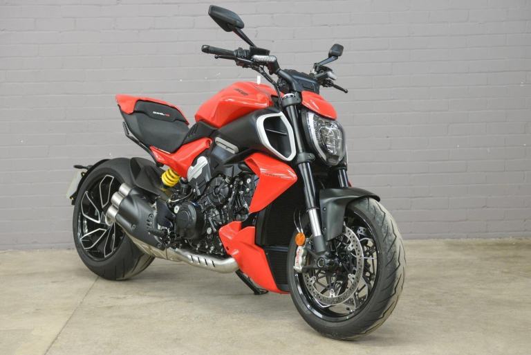 2024 Ducati Diavel V4 1158 Ducati Quick Shift Euro 5