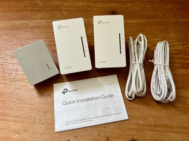 TP-Link AV600 Powerline Wi-Fi Booster Range Extender kit