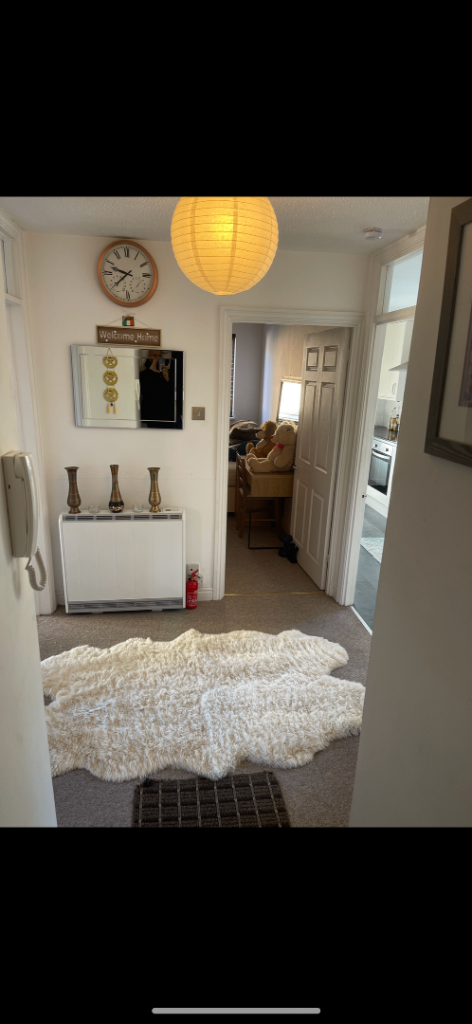 Double bedroom in South Ealing 