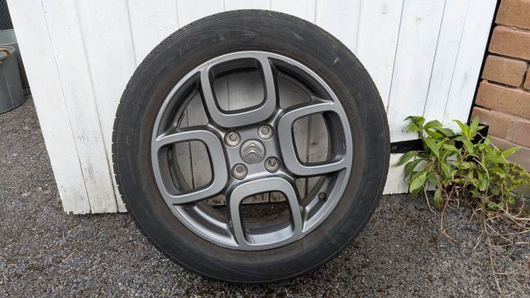 Citroen C4 Cactus 16" Alloy Wheels with Tyre