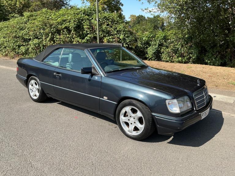 1997 Mercedes-Benz E Class E220 2dr Cabriolet CONVERTIBLE Petrol Automatic