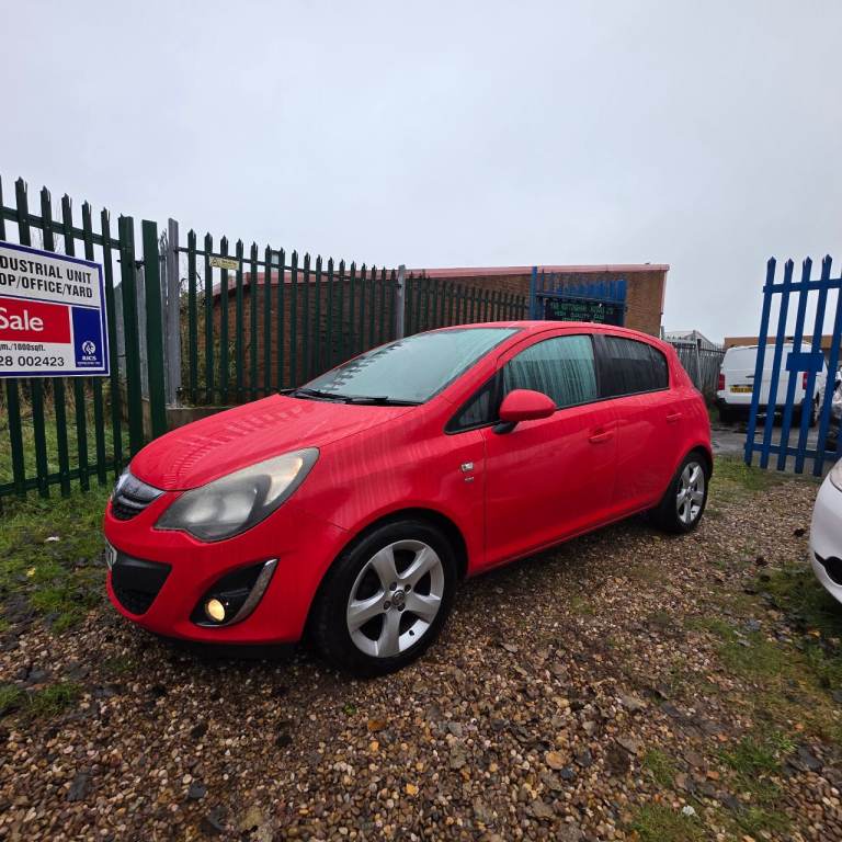 VAUXHALL CORSA D SXi EDITION FACELIFT 1.2 PETROL YEAR 2012 £35 ROAD TAX PER YEAR 12 MONTHS MOT