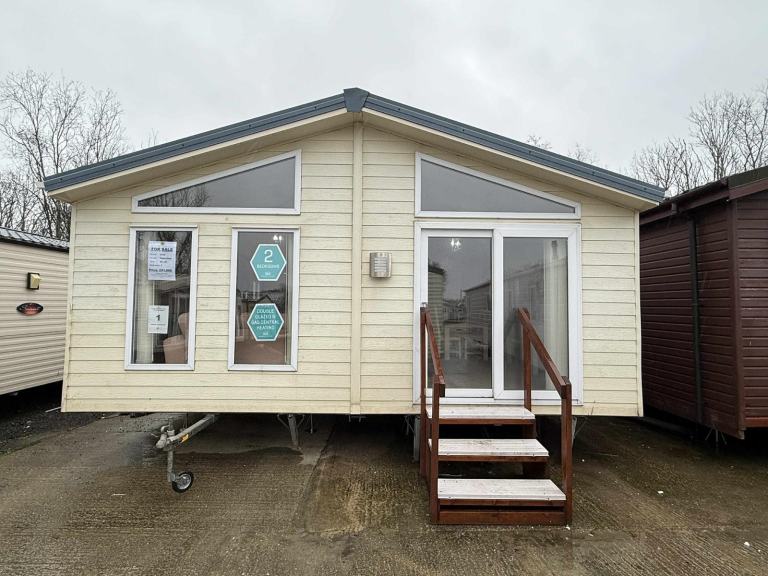 2 Bed Twin Lodge - DG, CH, Bath, Ensuite Shower - Offsite / Own Land / Farms