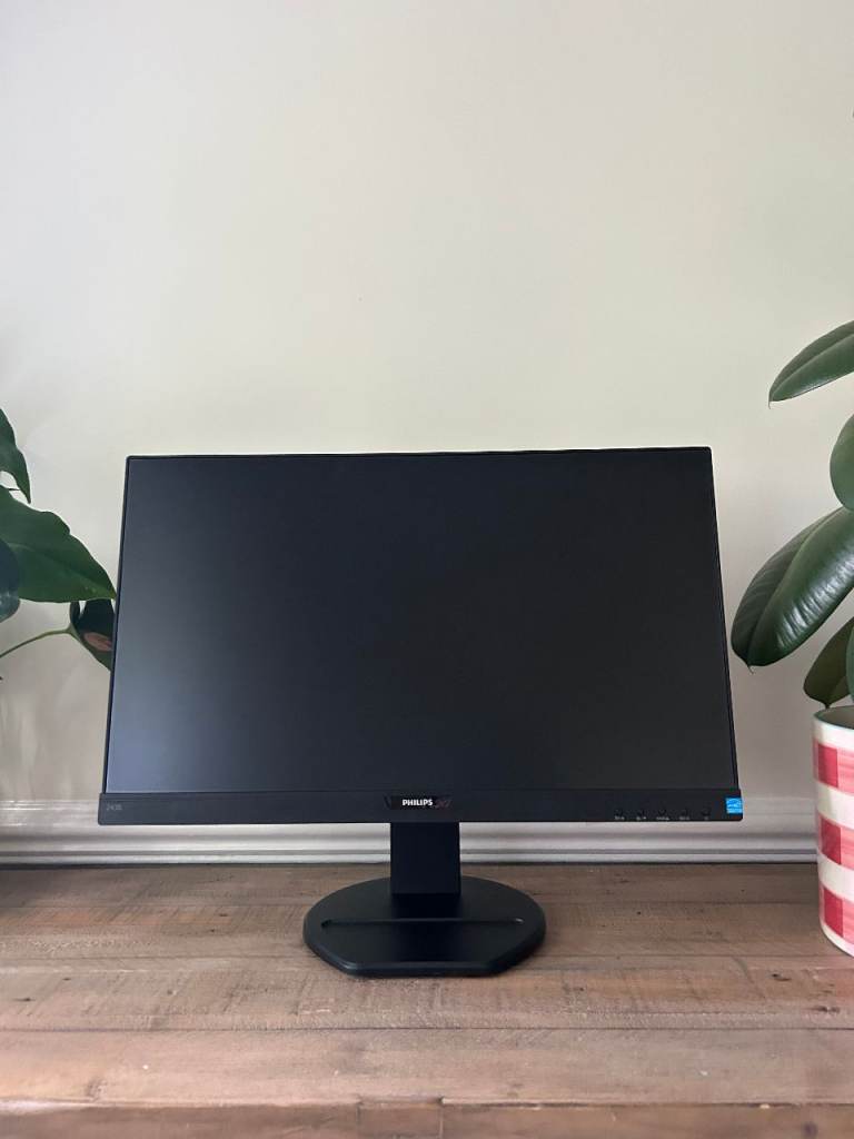 Perfect condition- Philips B line 243B9/00 23.8" 75Hz Full HD LCD monitor.