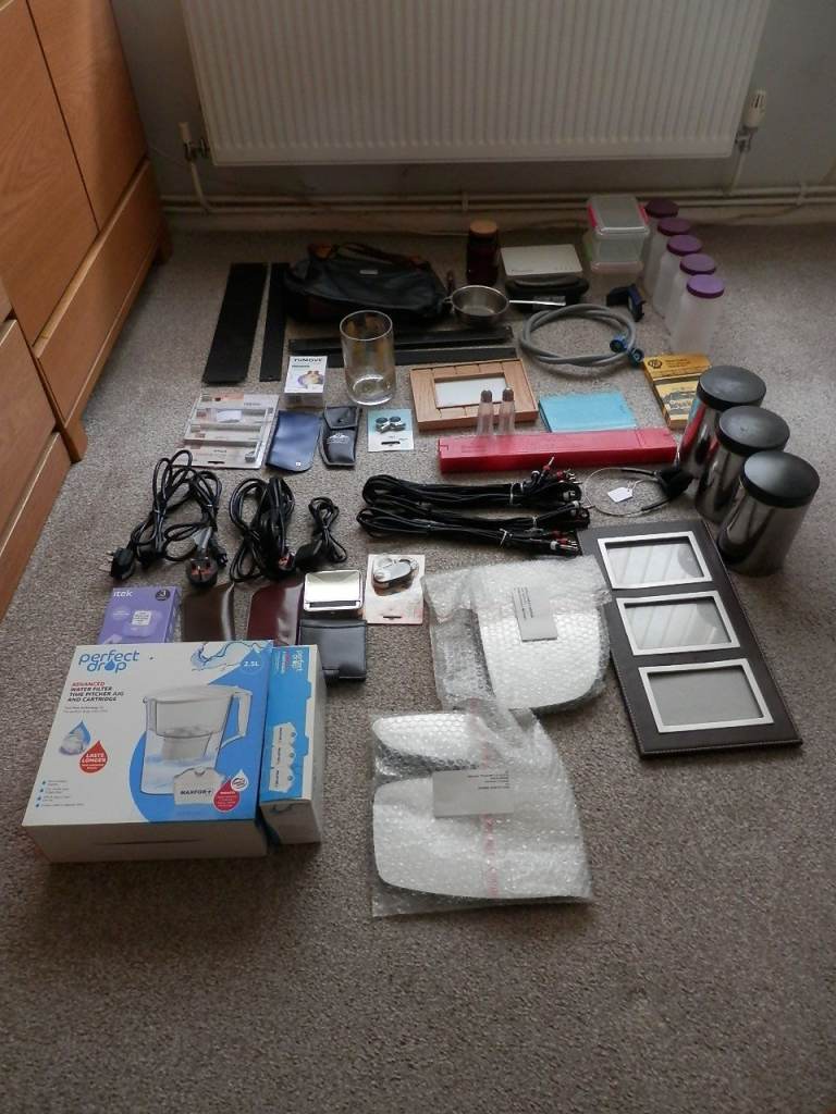 ITEMS WOULD SUIT CAR BOOTER
