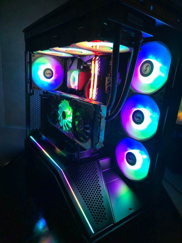Gaming PC Ryzen 5 5600X RX 6800 16GB 32GB RAM 1TB NVMe 360mm AIO RGB
