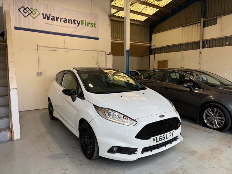 2016 Ford Fiesta 1.0 EcoBoost Zetec White 3dr HATCHBACK Petrol Manual