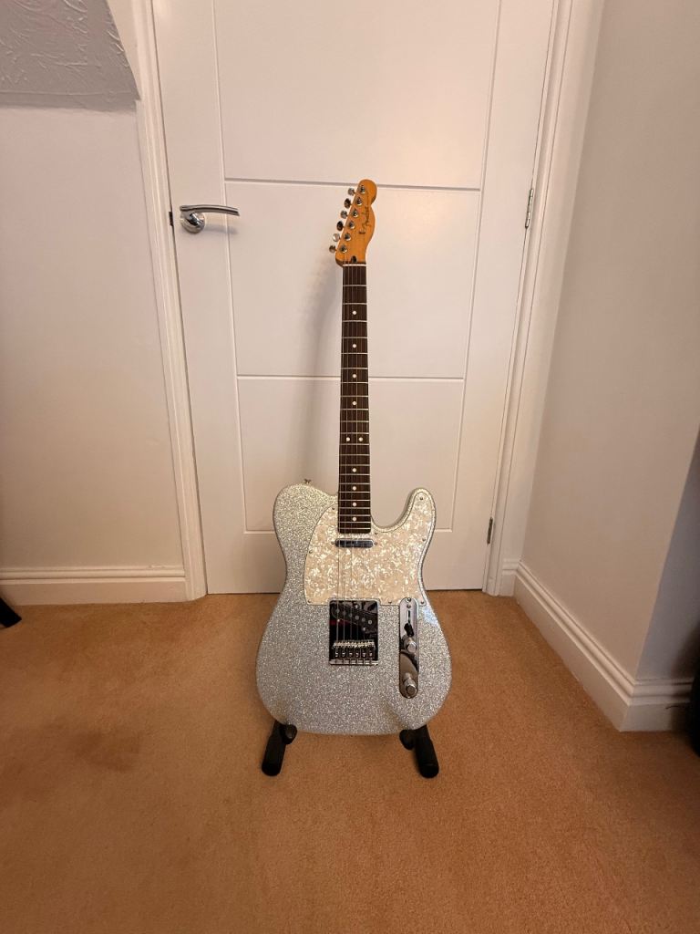 FENDER 75TH ANNIVERSARY PLAYER II TELECASTER ELECTRIC GUITAR IN DIAMOND DUST SPARKLE