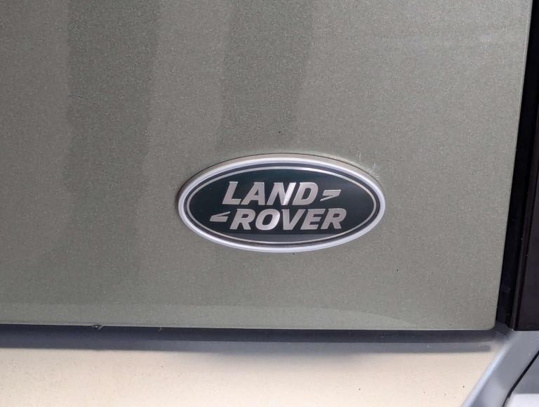 2021 Land Rover Defender 2.0 Defender SE Auto 4WD 5dr SUV Petrol Automatic