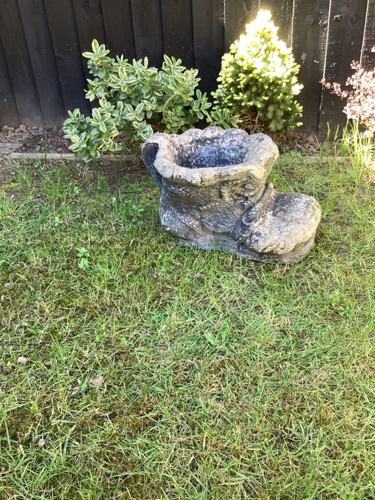 Garden Ornament Planter