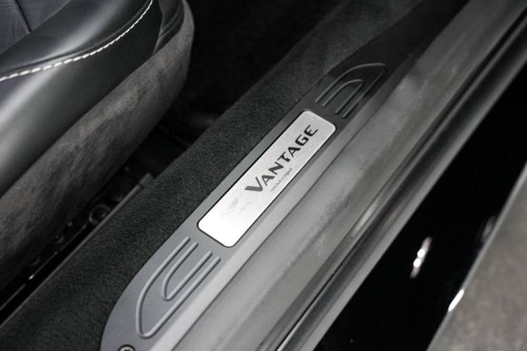 2018 Aston Martin Vantage 4.0 V8 Coupe 2dr Petrol Auto Euro 6 (510 ps) Coupe Petrol Automatic