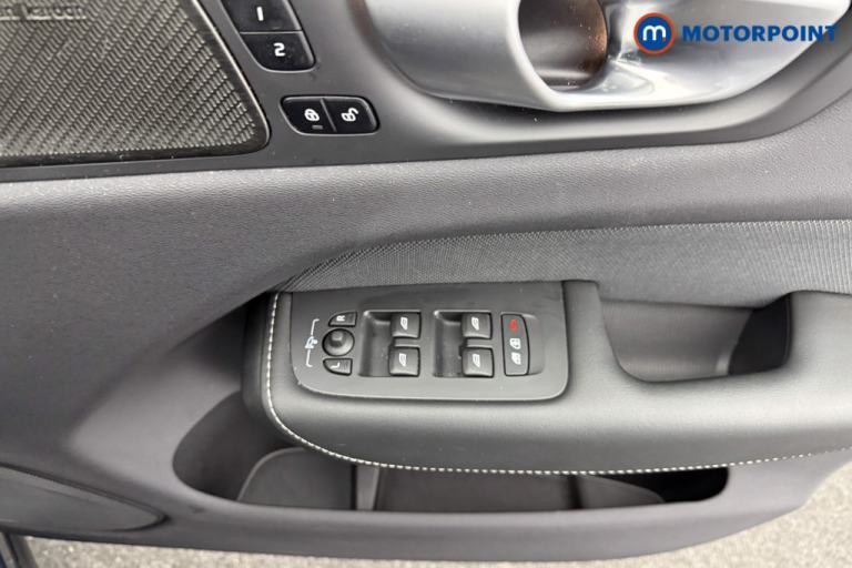 2024 Volvo XC60 2.0 T6 [350] RC PHEV Plus Dark 5dr AWD Geartronic SUV Hybrid Automatic