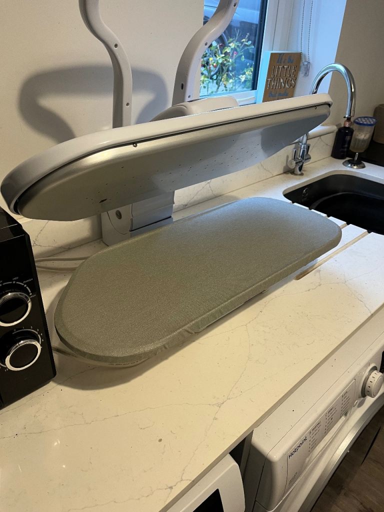 Large Singer Steam Iron Press 