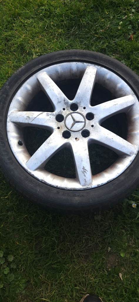 Genuine Mercedes alloy wheels used 