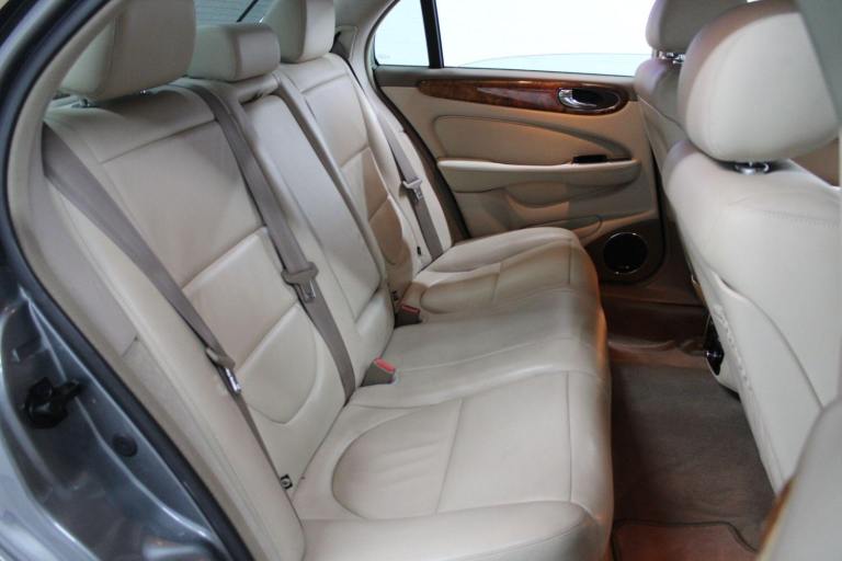 2003 Jaguar XJ 4.2 XJ8 SE 4dr SALOON Petrol Automatic