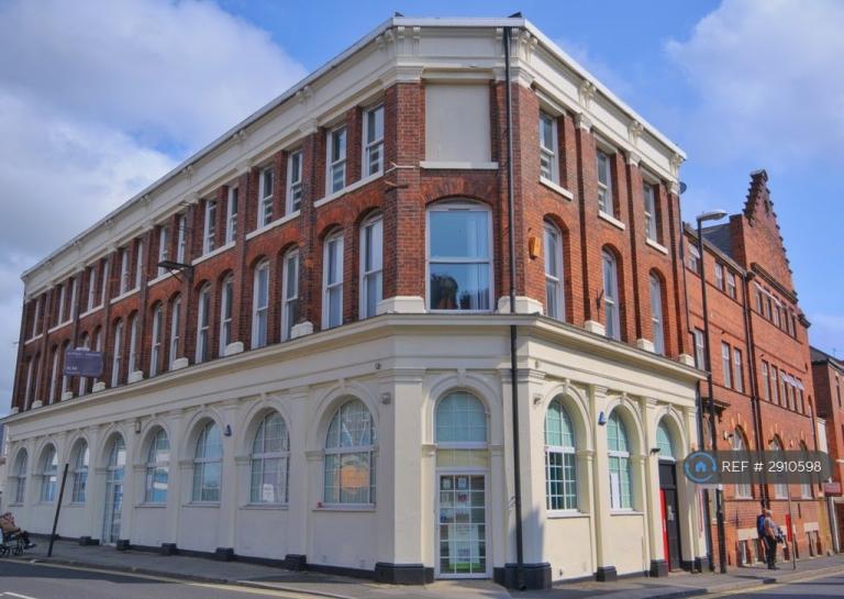 2 bedroom flat in Borough Road, Sunderland, SR1 (2 bed) (#2910598)