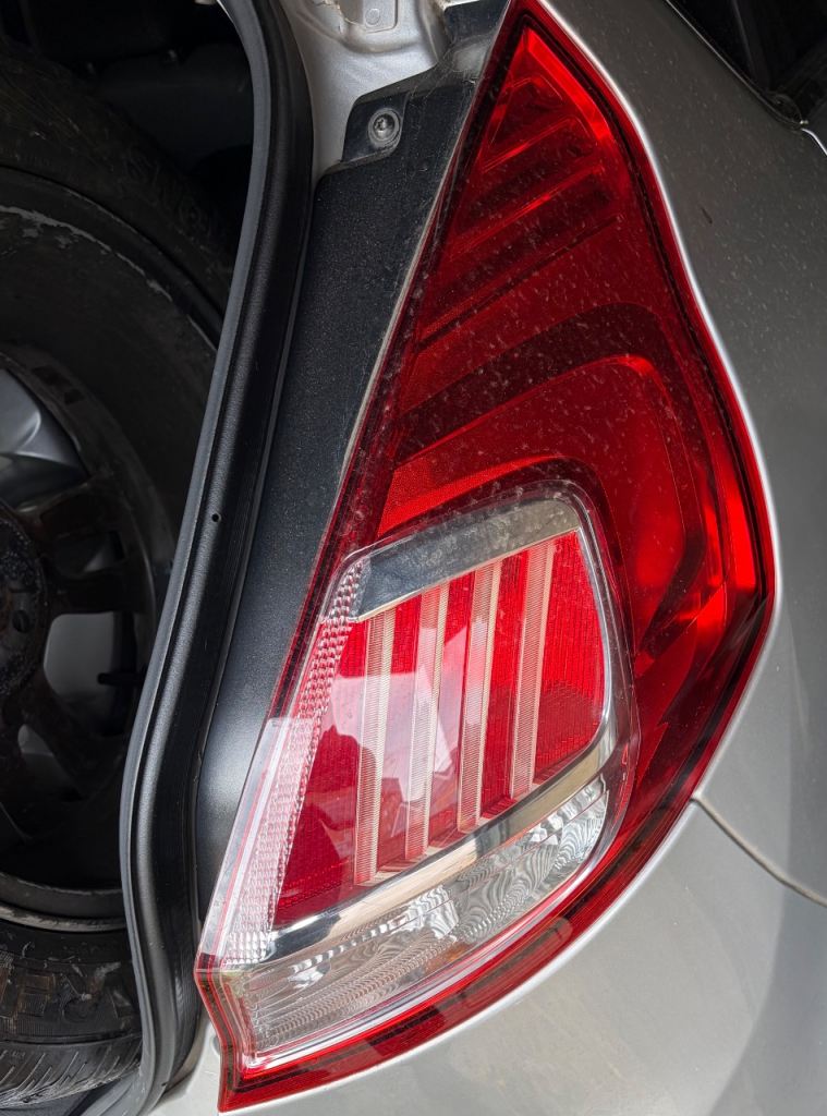 2017 Ford fiesta mk7.5 rear lights 