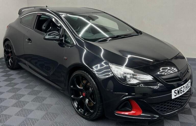 2013 Vauxhall Astra GTC 2.0T 16V VXR 3dr HATCHBACK PETROL Manual