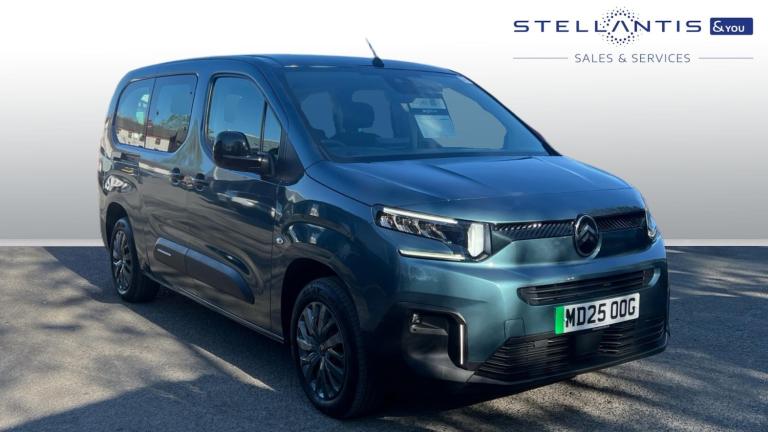 2025 Citroen Berlingo 52kWh PLUS XL MPV 5dr Electric Auto (7.4kW Charger) (136 ps) MPV Electric A...