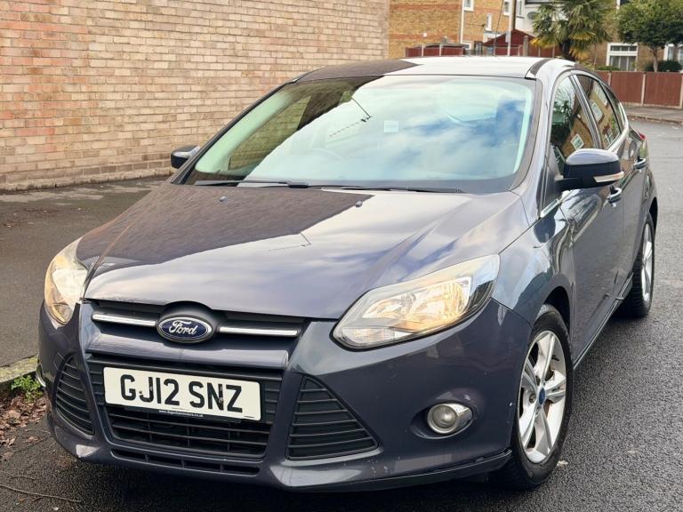2012 Ford Focus 1.6 125 Zetec 5dr Powershift HATCHBACK Petrol Automatic
