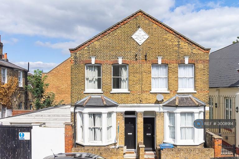 4 bedroom house in Fenham Road, London, SE15 (4 bed) (#3008914)