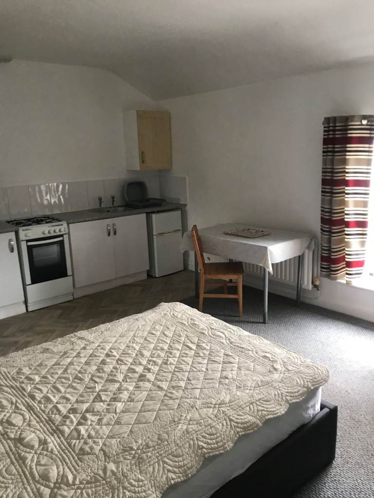 Bedsit Kedleston Rd
