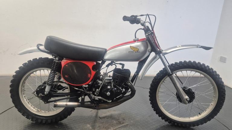 HONDA CR125 M 1974 2 STROKE CLASSIC TWINSHOCK MOTOCROSS BIKE*FULLY RESTORED*