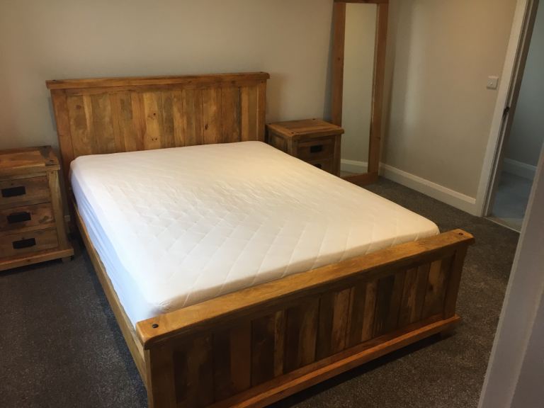 Oak Furniture Land Kingsize bed and two bed side tables 