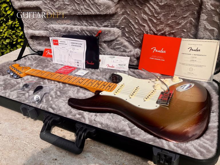 ♚NOS♚2023 Fender American ULTRA Stratocaster*USA♚MOCHA BURST♚Maple♚7.9LB♚AMAZING