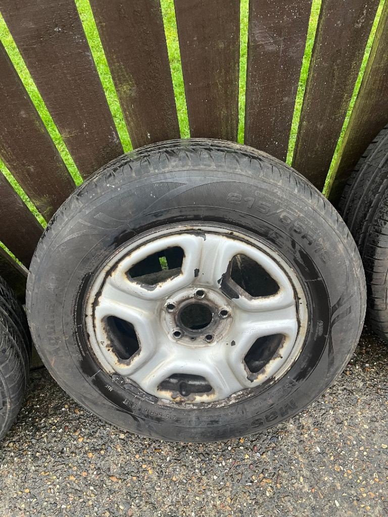 Dacia Duster 67 plate steel rims and tyres 125 x 60 x 16