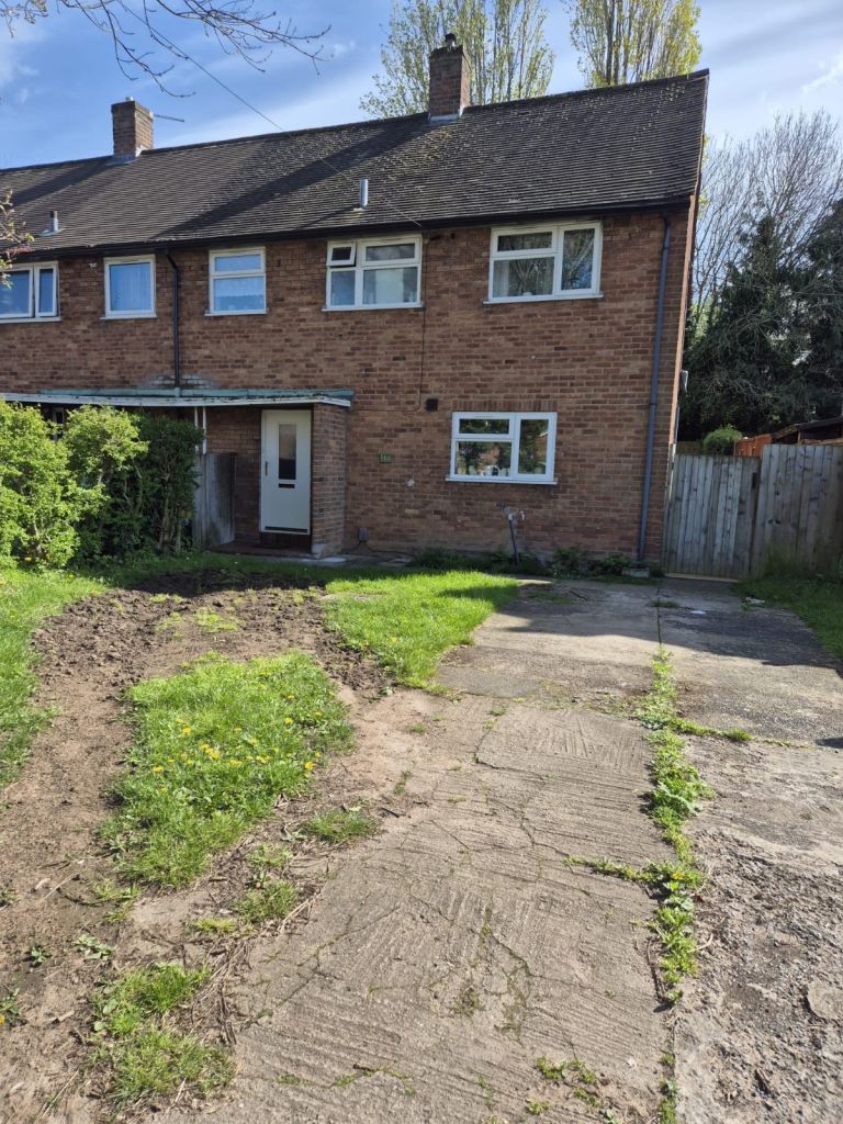 Spacious three bedroom semi for long term let in Hadley Telford