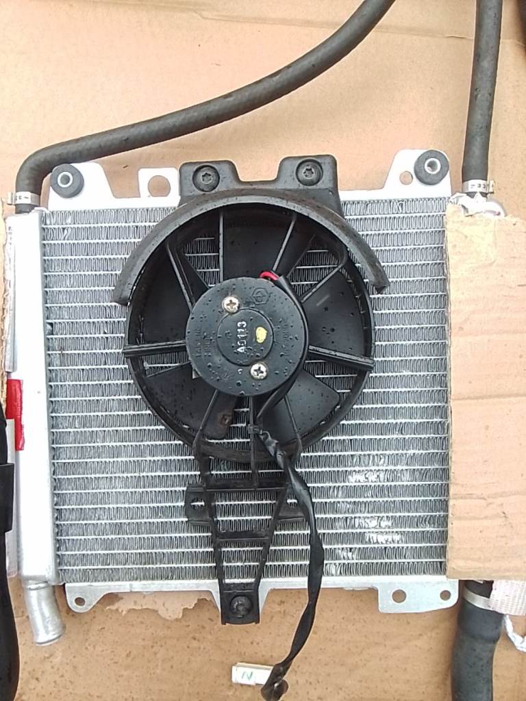 Piaggio Beverly st 2013 radiator