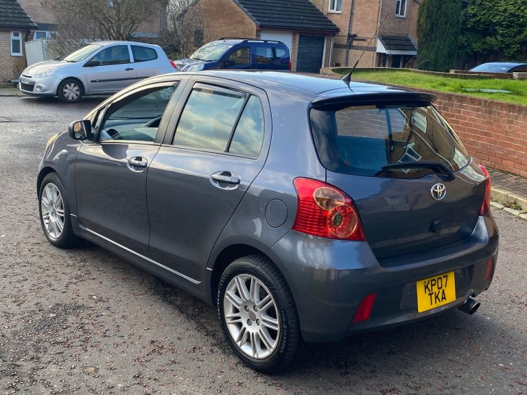Yaris SR 1.8 Petrol