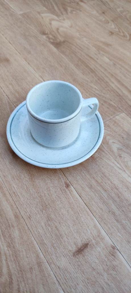Approx 100 vintage cups and Saucers – White Ceramic, Good Condition