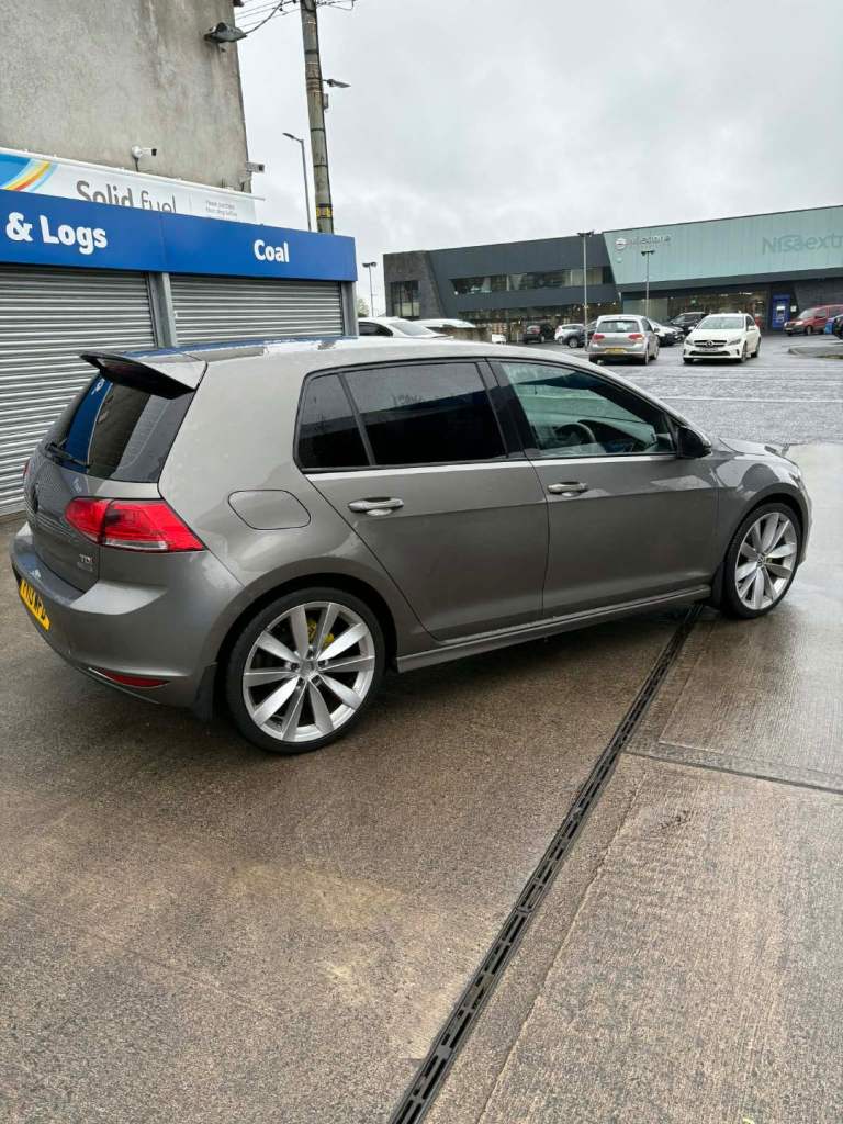 Volkswagen, GOLF, Hatchback, 2013, Manual, 1598 (cc), 5 doors