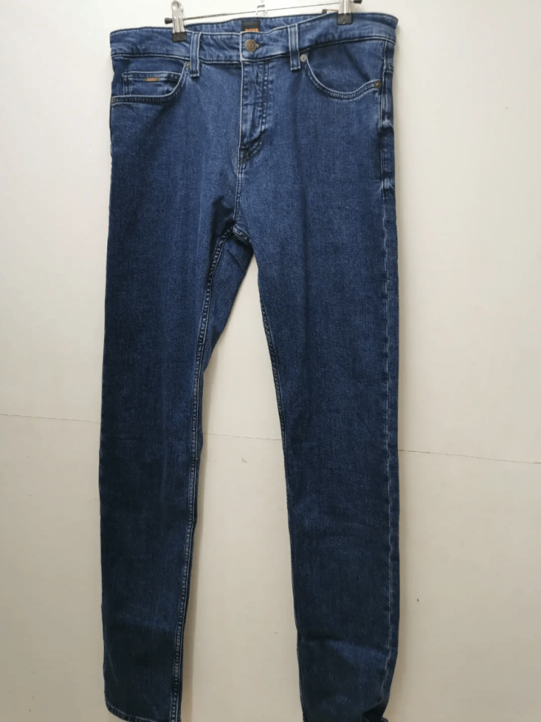 BOSS Mens Blue Jeans –new