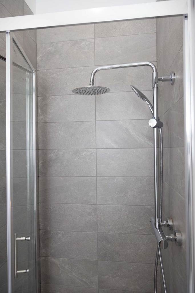 LESS THAN £150K CASH REQUIRED AND NEARLY 30K RENTAL INCOME PER ANNUM